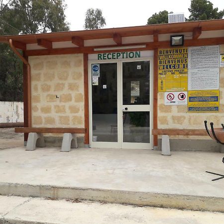 פורטו אמפדוקלה Camping La Pineta Village מראה חיצוני תמונה